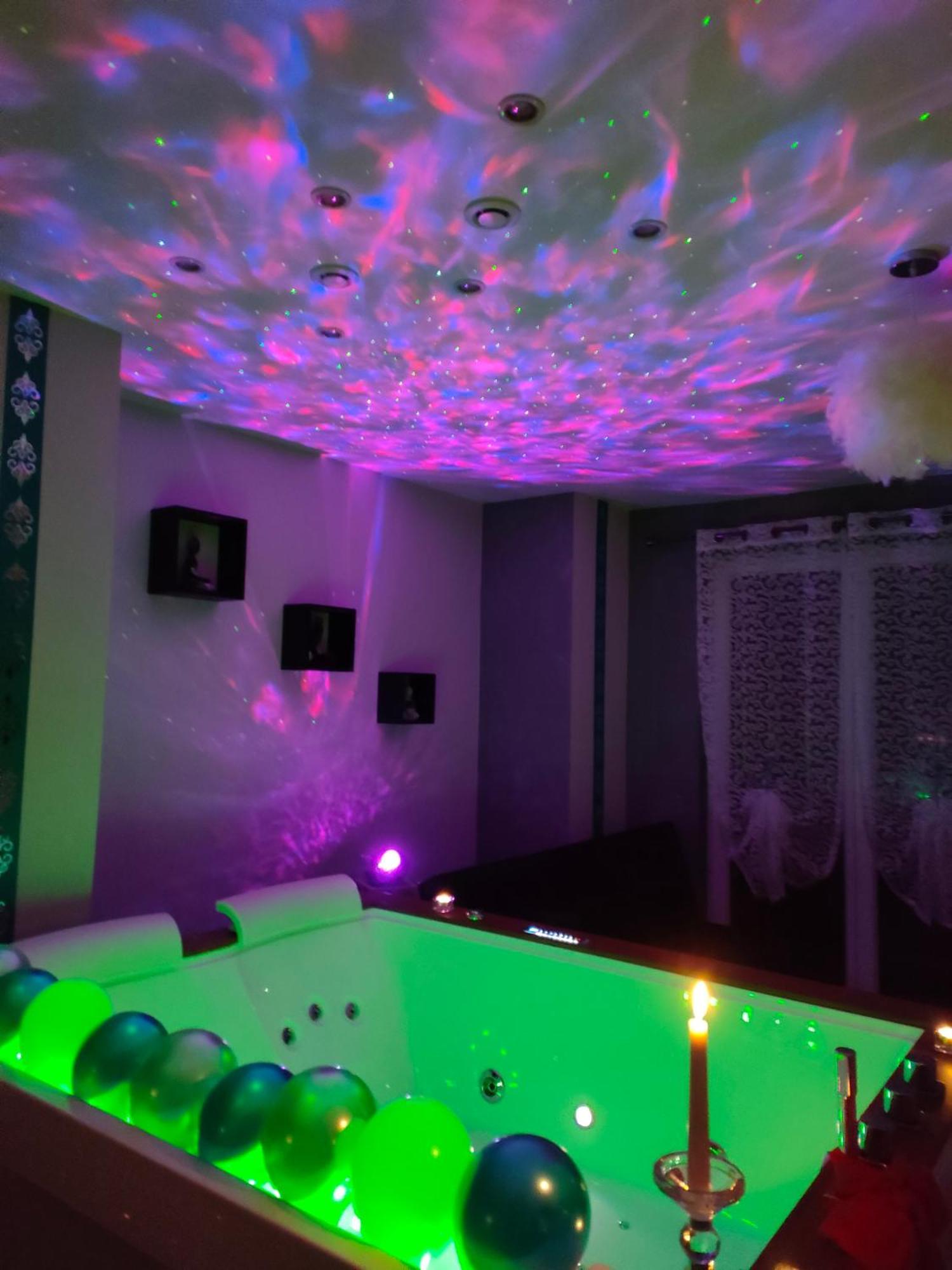 Loft Avec Baignoire Spa Lecrin Romantique Ochancourt Pokoj fotografie